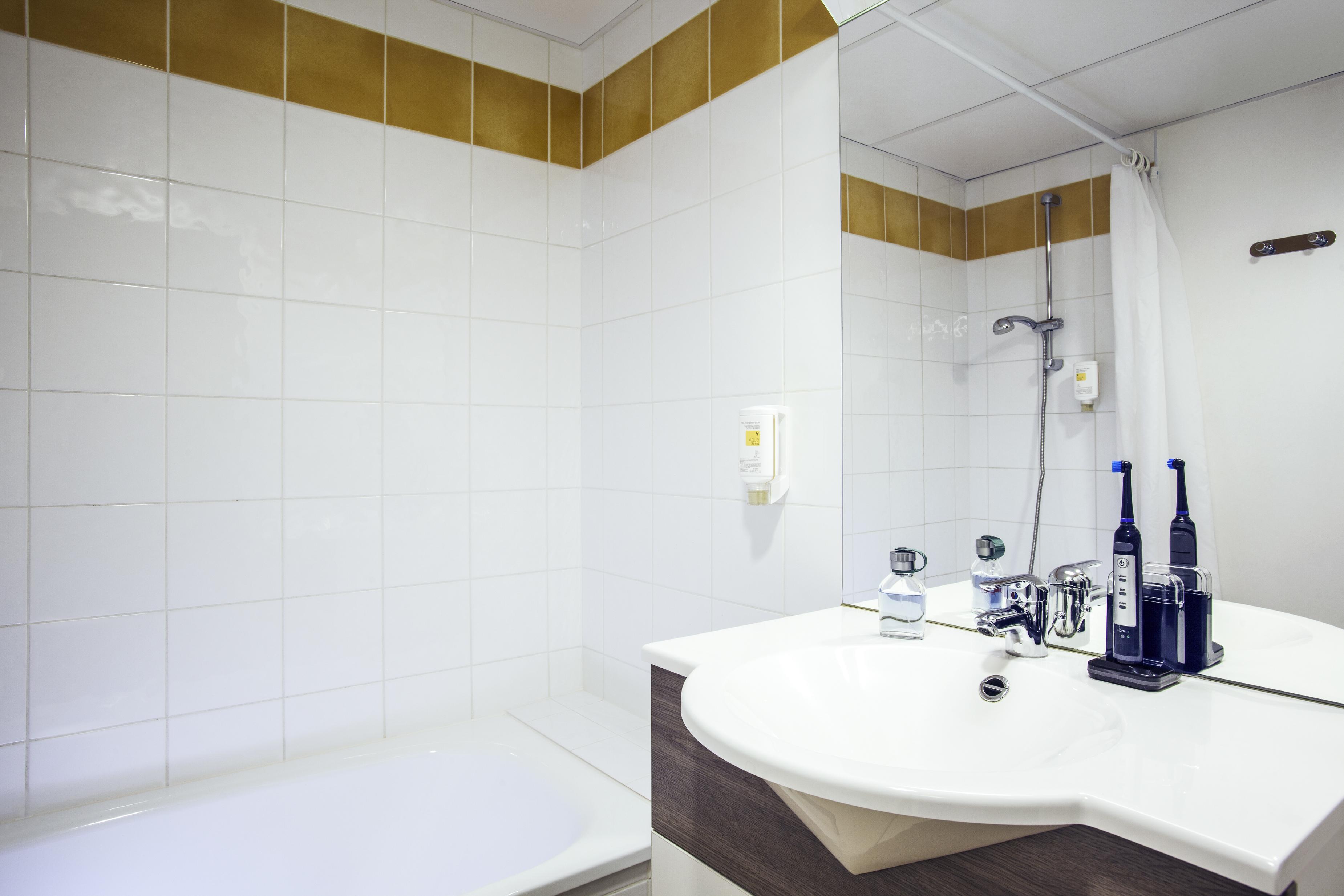 Appart'Hotel Vacanceole Paris Quai De Marne - Ex Adagio Nogent-sur-Marne Ngoại thất bức ảnh