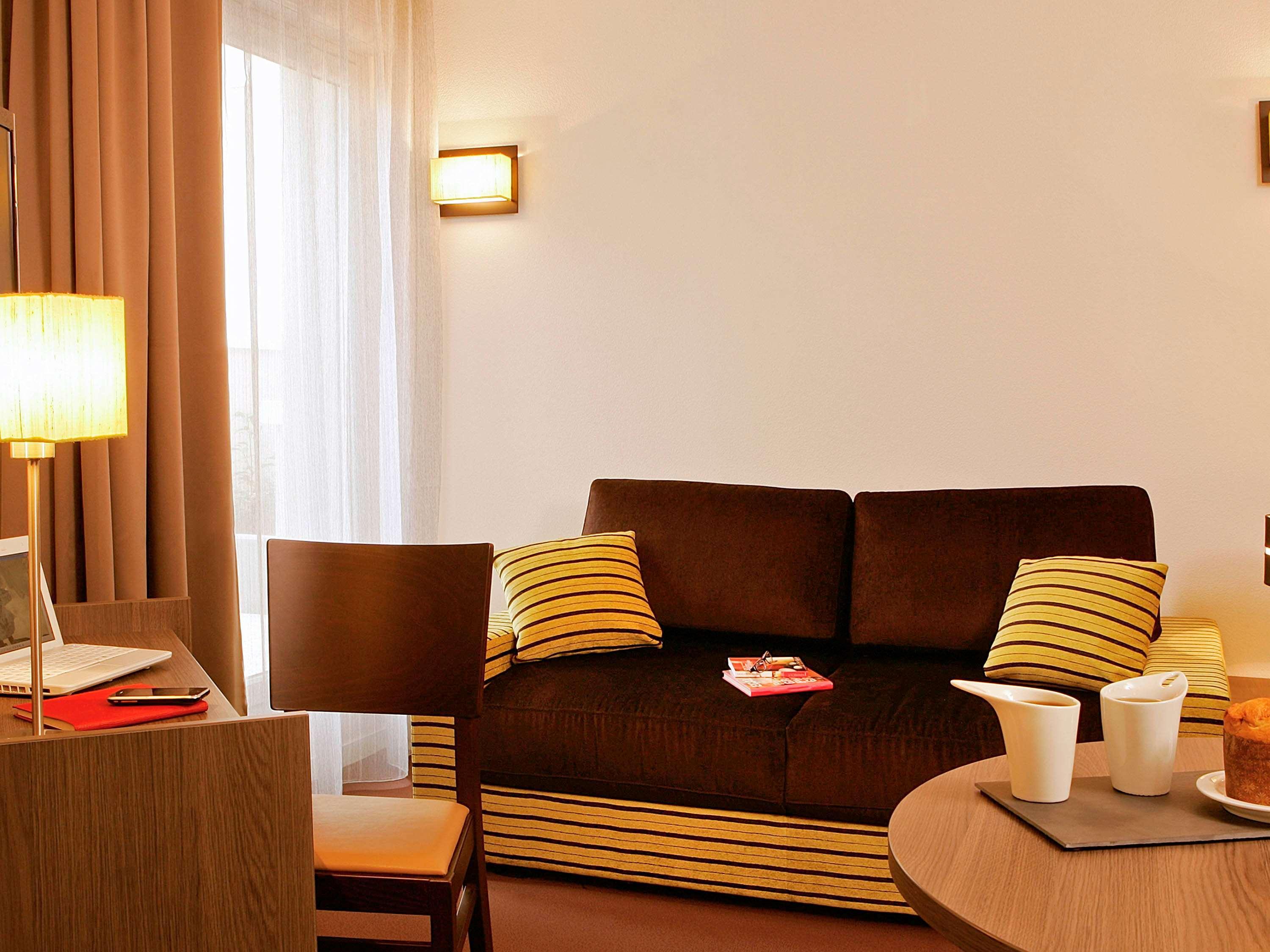 Appart'Hotel Vacanceole Paris Quai De Marne - Ex Adagio Nogent-sur-Marne Ngoại thất bức ảnh
