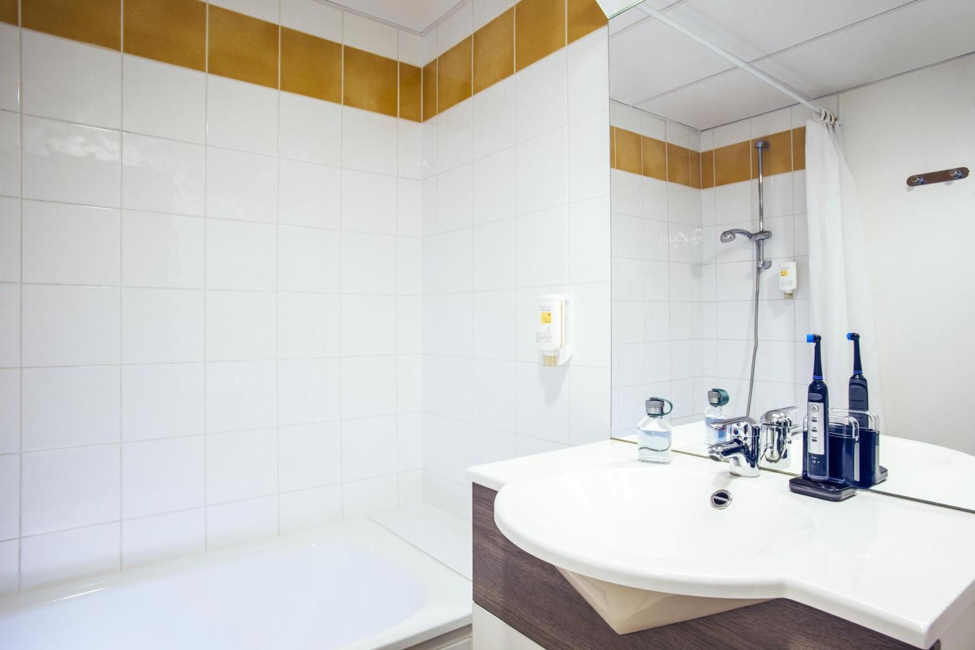 Appart'Hotel Vacanceole Paris Quai De Marne - Ex Adagio Nogent-sur-Marne Ngoại thất bức ảnh